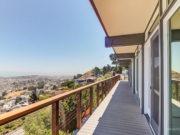 2nd image of 294 Twin Peaks Blvd