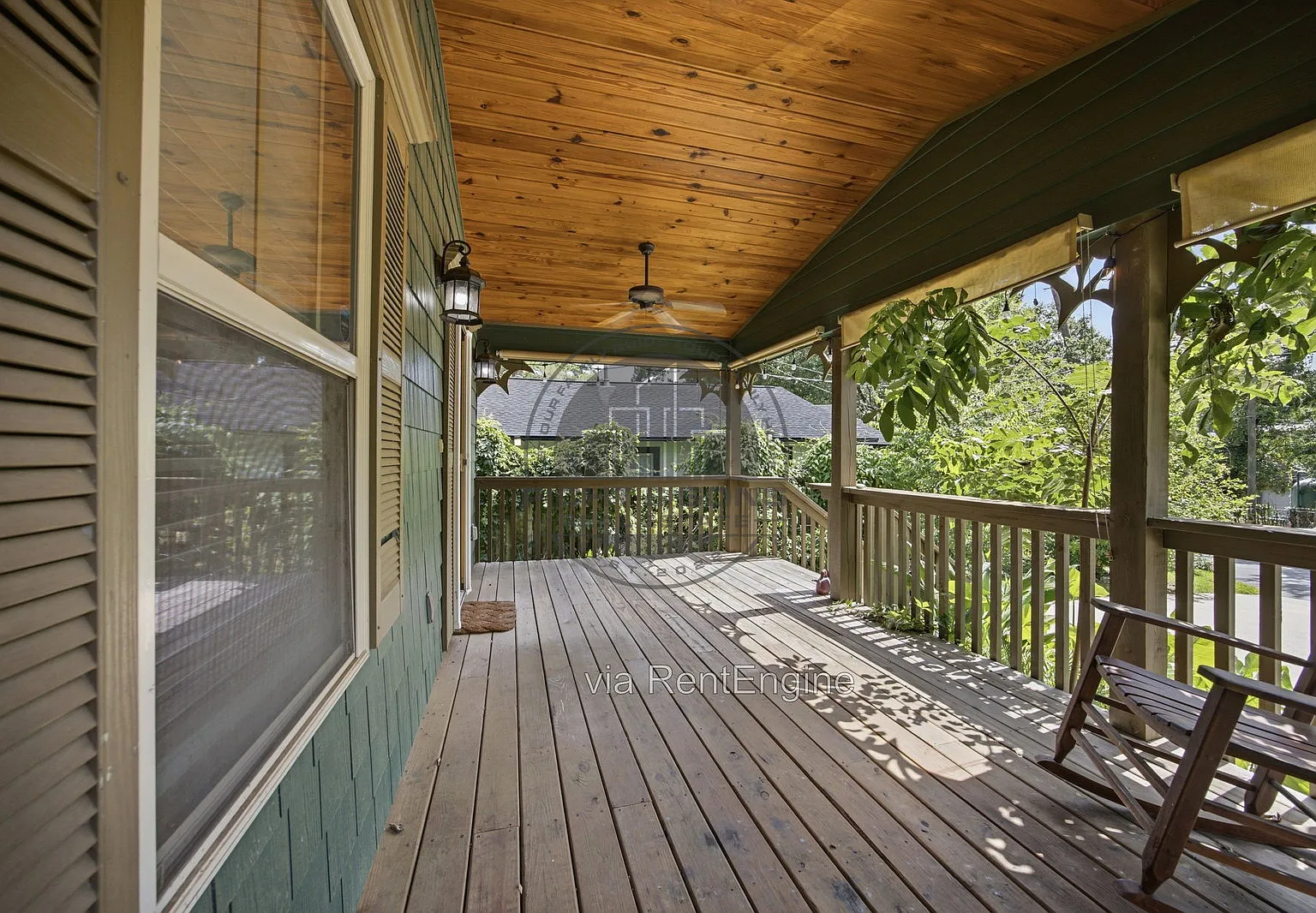 2 bed, 2.0 bath, 1100 sqft, $1,700 — Photo 4