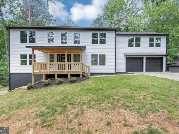 212 Lake Forest Dr, Acworth, GA 30102