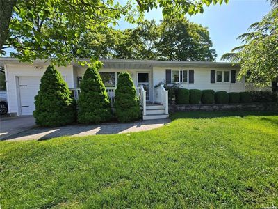 91 Avenue E, Holbrook, NY, 11741
