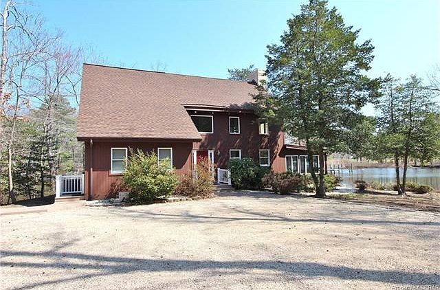 1st image of 389 Sawmill Cove Dr