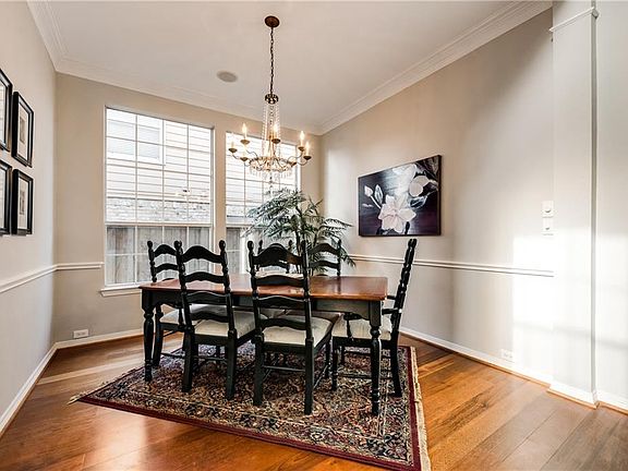 4th image of 7939 Glade Hill Ct