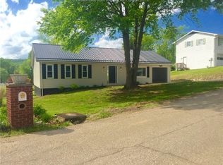 5223 Linda Vista Dr, Charleston, WV 25313