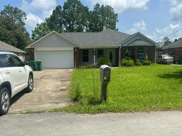 8704 Old Walnut Rd, Ocean Springs, MS 39564