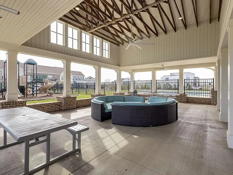 1030 Ewell Farm Cir — Photo 36
