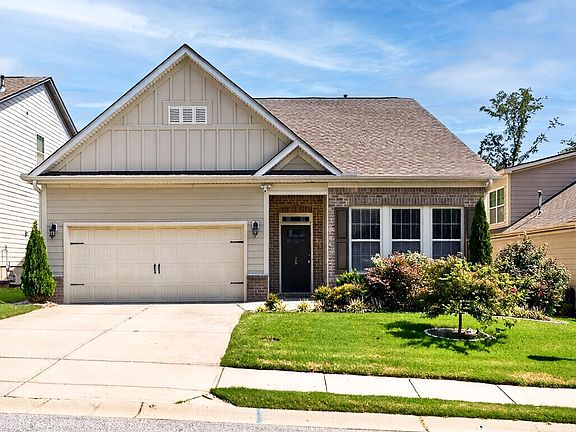 2nd image of 28 Noble Wing Ln
