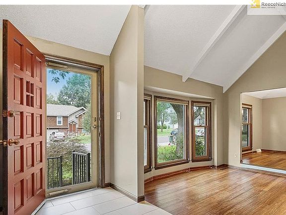 3rd image of 10009 Taylor Dr