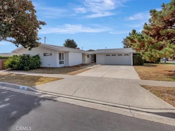 1282 Garland Ave, Tustin, CA 92780