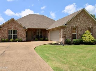 11 Tuscany Cv, Jackson, TN 38305