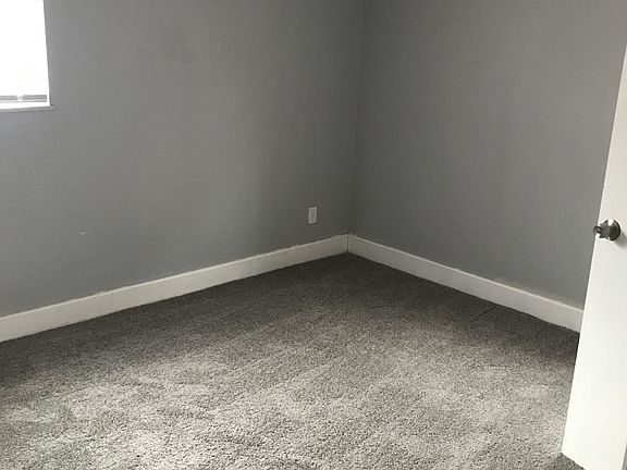 5th image of 472 E North St #B