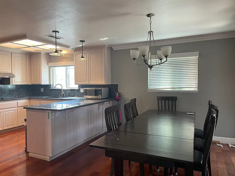 2168 Ventura Pl — Photo 9
