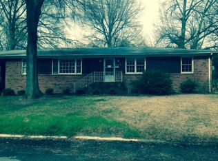 520 Park Ln, Reidsville, NC 27320