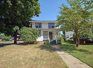 1104 Kendal Ave NE, Massillon, OH