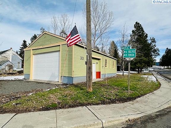 2nd image of 301 E Washington St