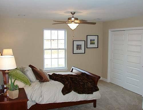 2nd image of 106 High Pointe Dr