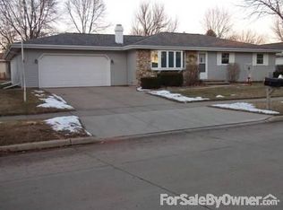 400 Papermaker Dr, Kimberly, WI 54136
