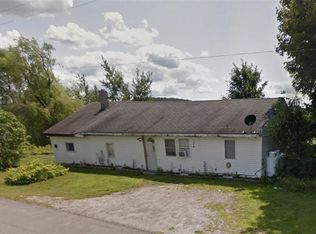 2227 Maple Hill Rd, Barton, VT 05822