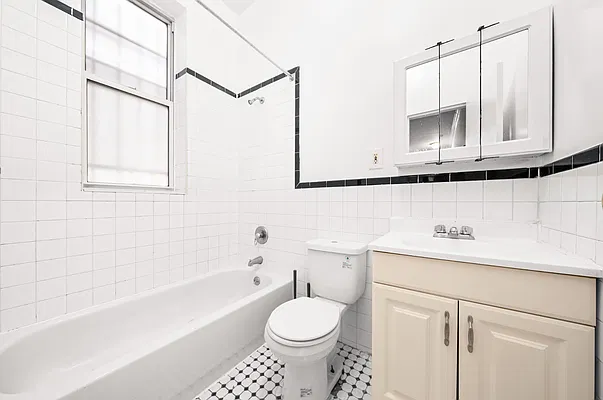Rented by REAL New York | media 8