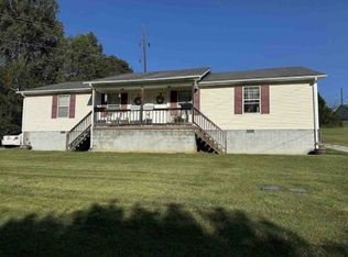 51 Emery Dr #B, Scottsville, KY 42164