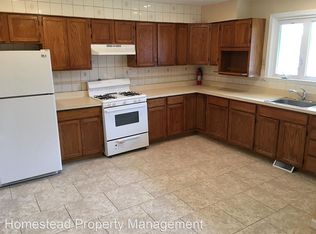 736 Yarnall St, Chester, PA 19013