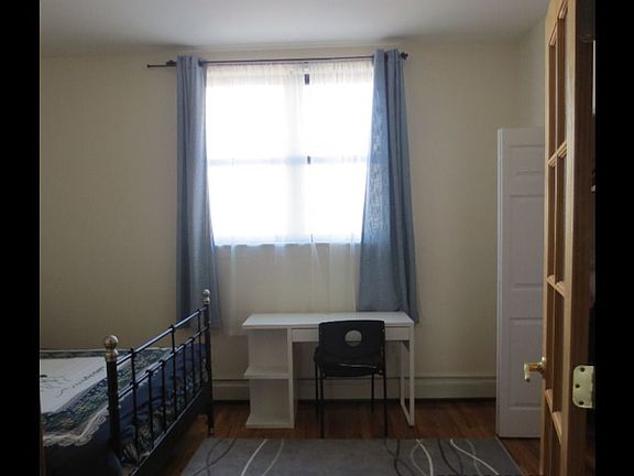 4th image of 14-42 30th Dr #1F