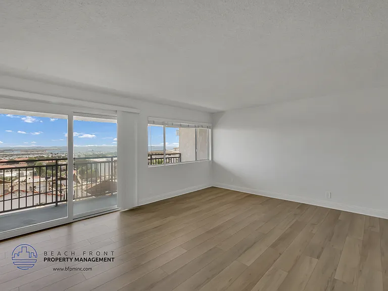 740 W 24th St. — Photo 68