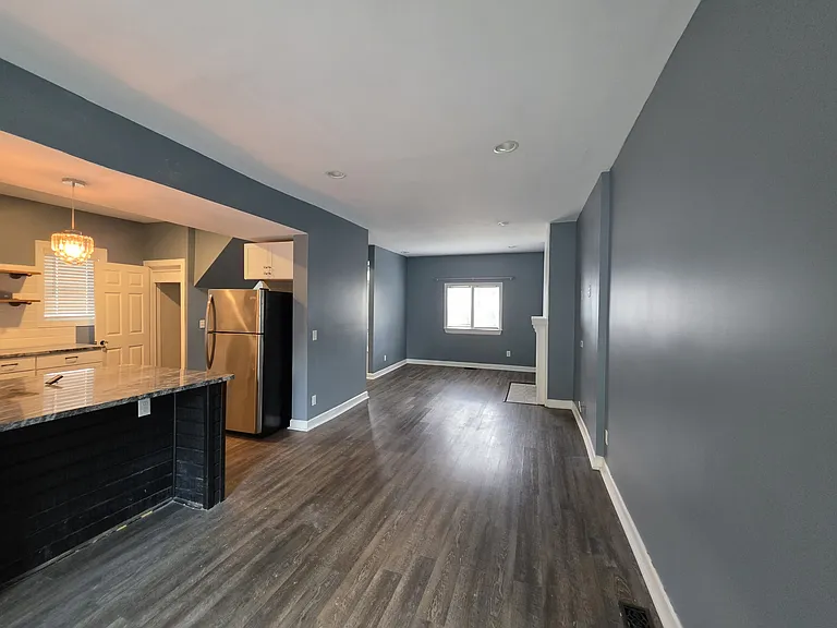297 Johnson St — Photo 6