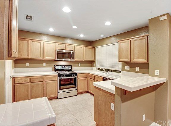 5th image of 25980 Marco Polo St