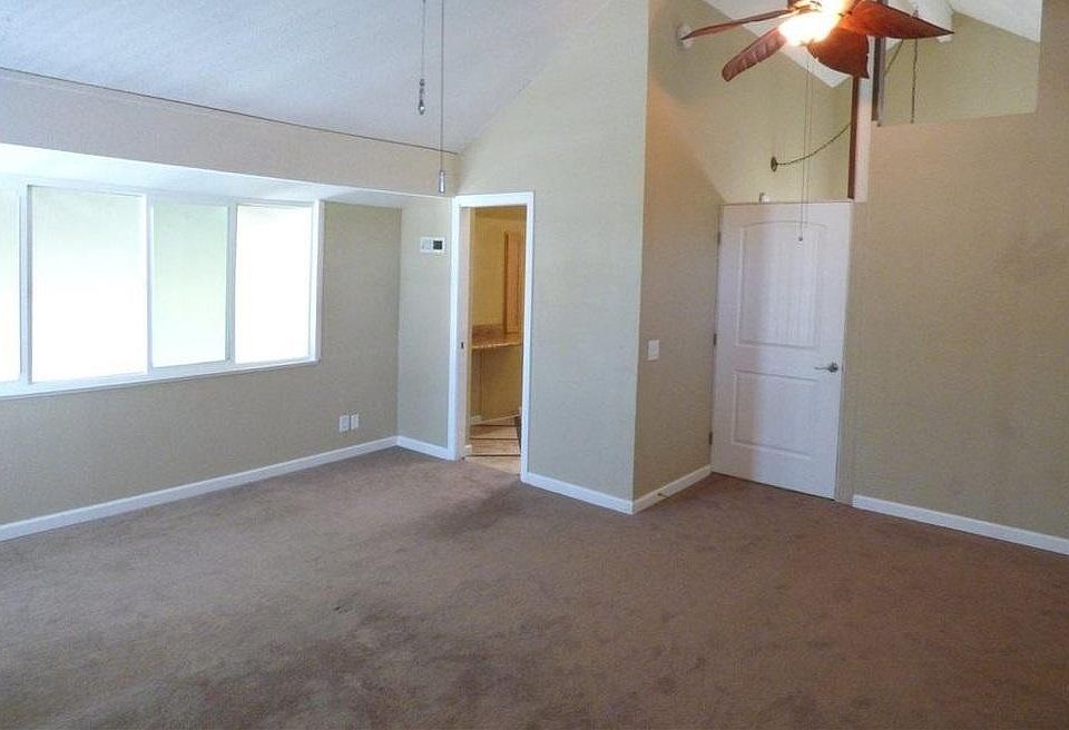 1st image of 6713 Camino Rojo
