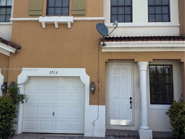 1713 SW Umbria St #1713