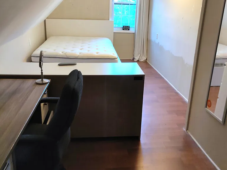17-19 Putnam Ave #17 — Photo 9