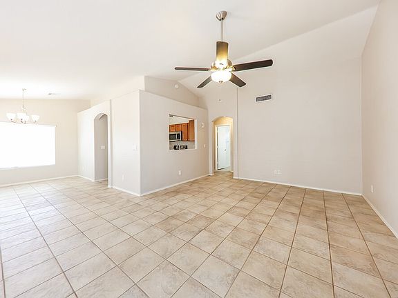 5th image of 2214 E Aire Libre Ave