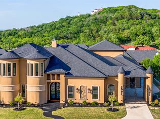 2621 Whispering Oaks Cv, Cedar Hill, TX 75104