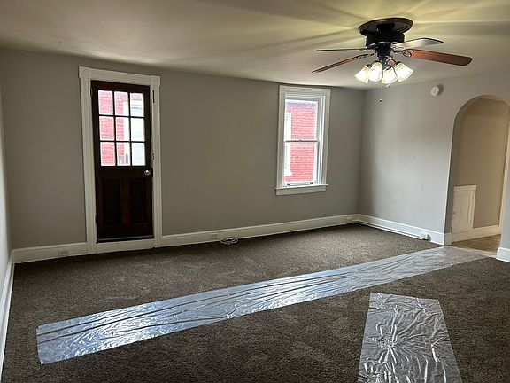 3rd image of 242 E Orange St APT 4