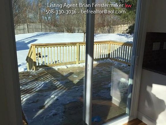 5th image of 52 Bartlett Rd