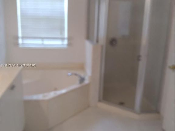 3rd image of 2554 SW 85th Ave #105