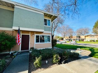 1811 Sycamore Ln #1, Davis, CA 95616