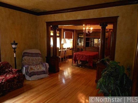 4th image of 2536 Harriet Avenue S