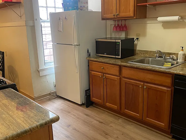 1437 Audubon St #D — Photo 2