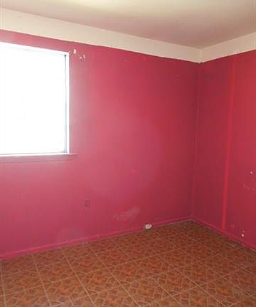 5th image of 14 Dulcich Dr