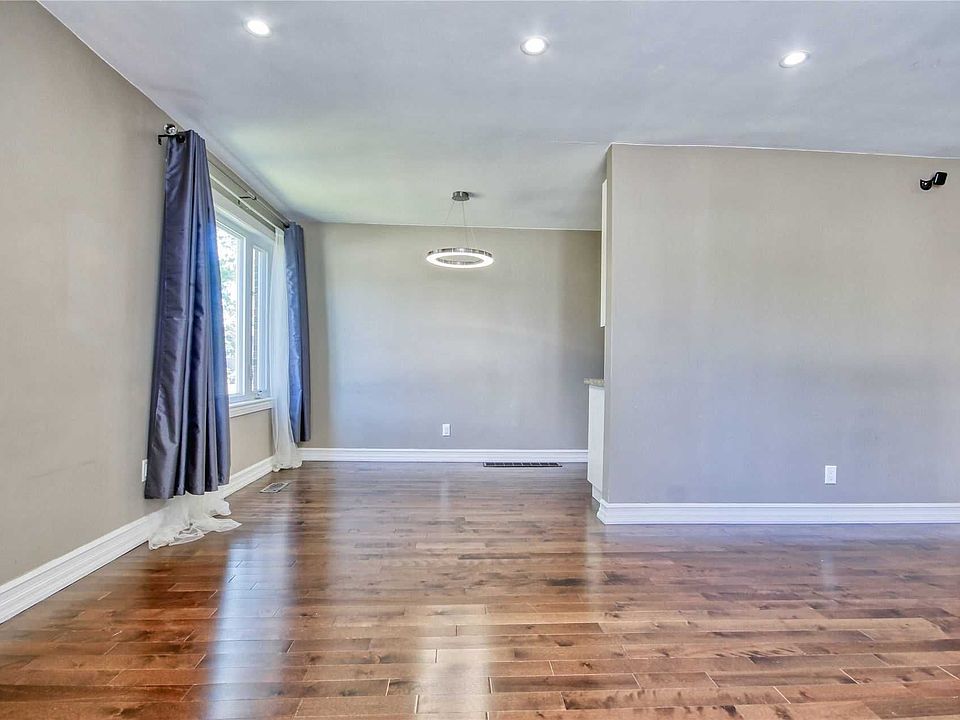 2nd image of 158 Treverton Dr