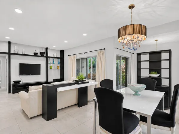 6487 Via Regina, Boca Raton, FL 33433