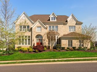 8368 Sapphire Lakes Ct, Gainesville, VA 20155