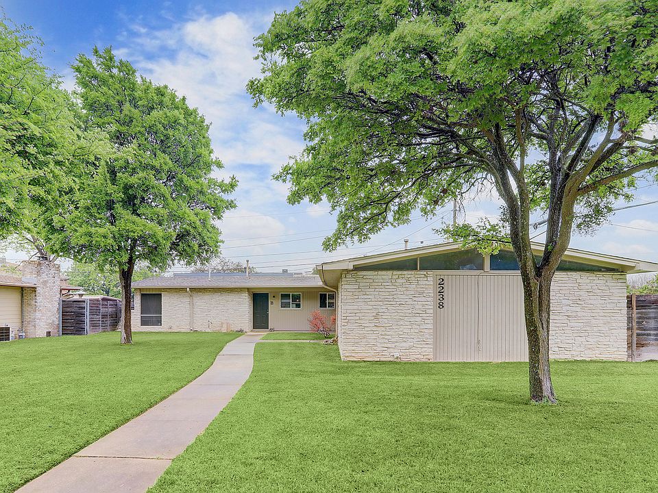 1st image of 2238 Barton Skyway #B