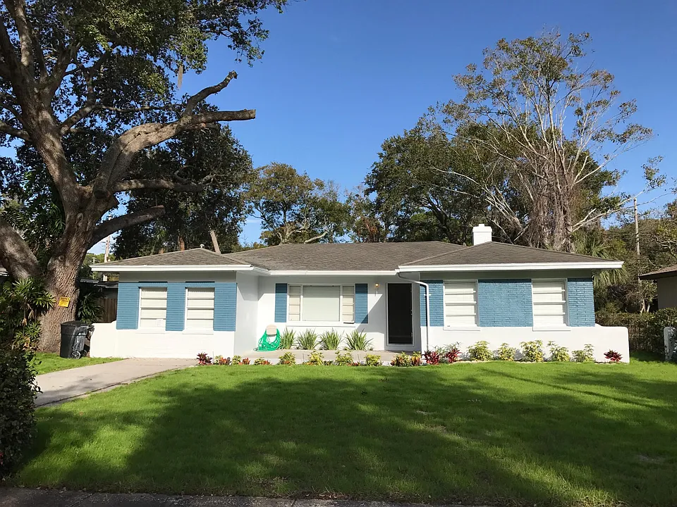 755 Bayou Blvd S