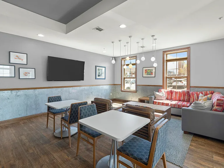 Enjoy stylish common areas and convenient access to amenities at The Quarters, off-campus housing near UL Lafayette.