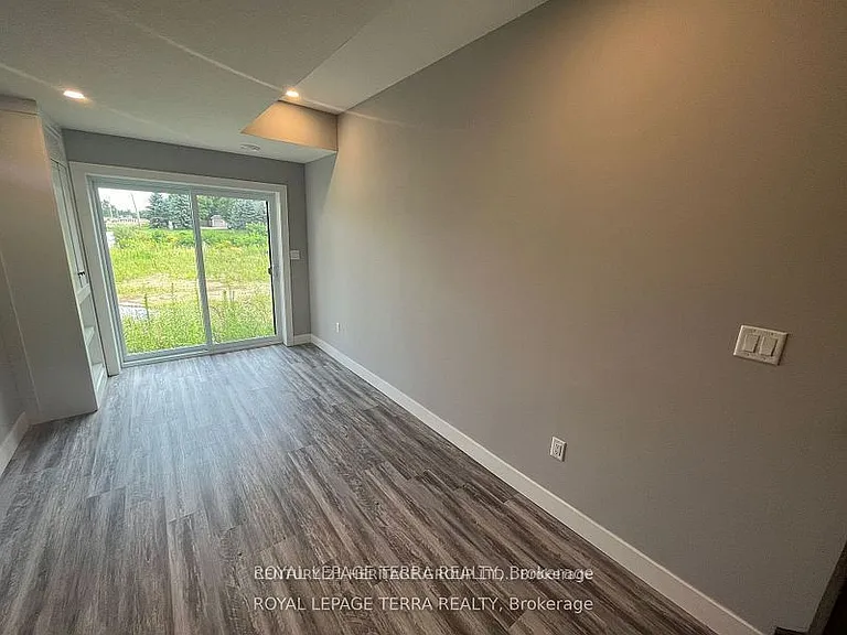 3557 Colonel Talbot Rd #3 — Photo 36