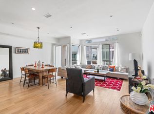 1205 N Las Palmas Ave, Los Angeles, CA 90038