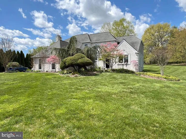 56 W Windrose Dr — Photo 69