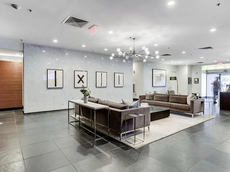 1000 New Jersey Ave SE #214 — Photo 9